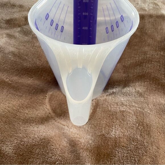Tupperware Blue and Clear Measuring Jug 1000 ml (metric) - Picture 4 of 7